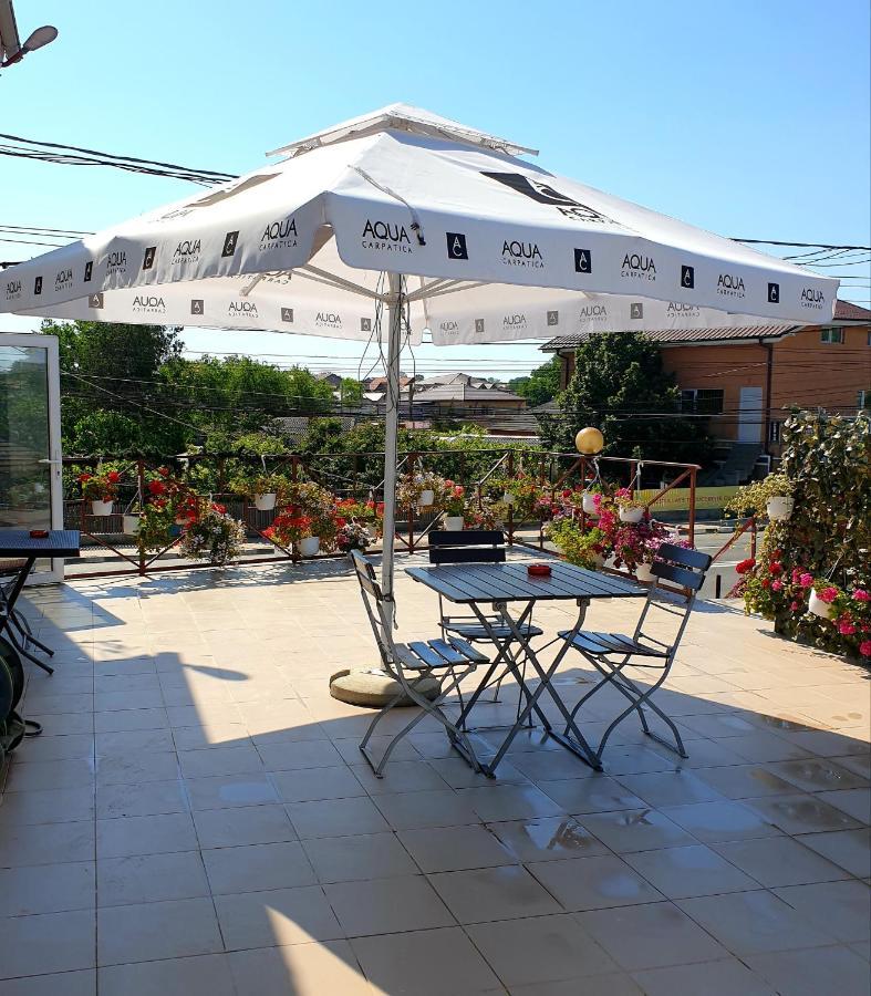 טוזלה Vila Restaurant Angellys מראה חיצוני תמונה